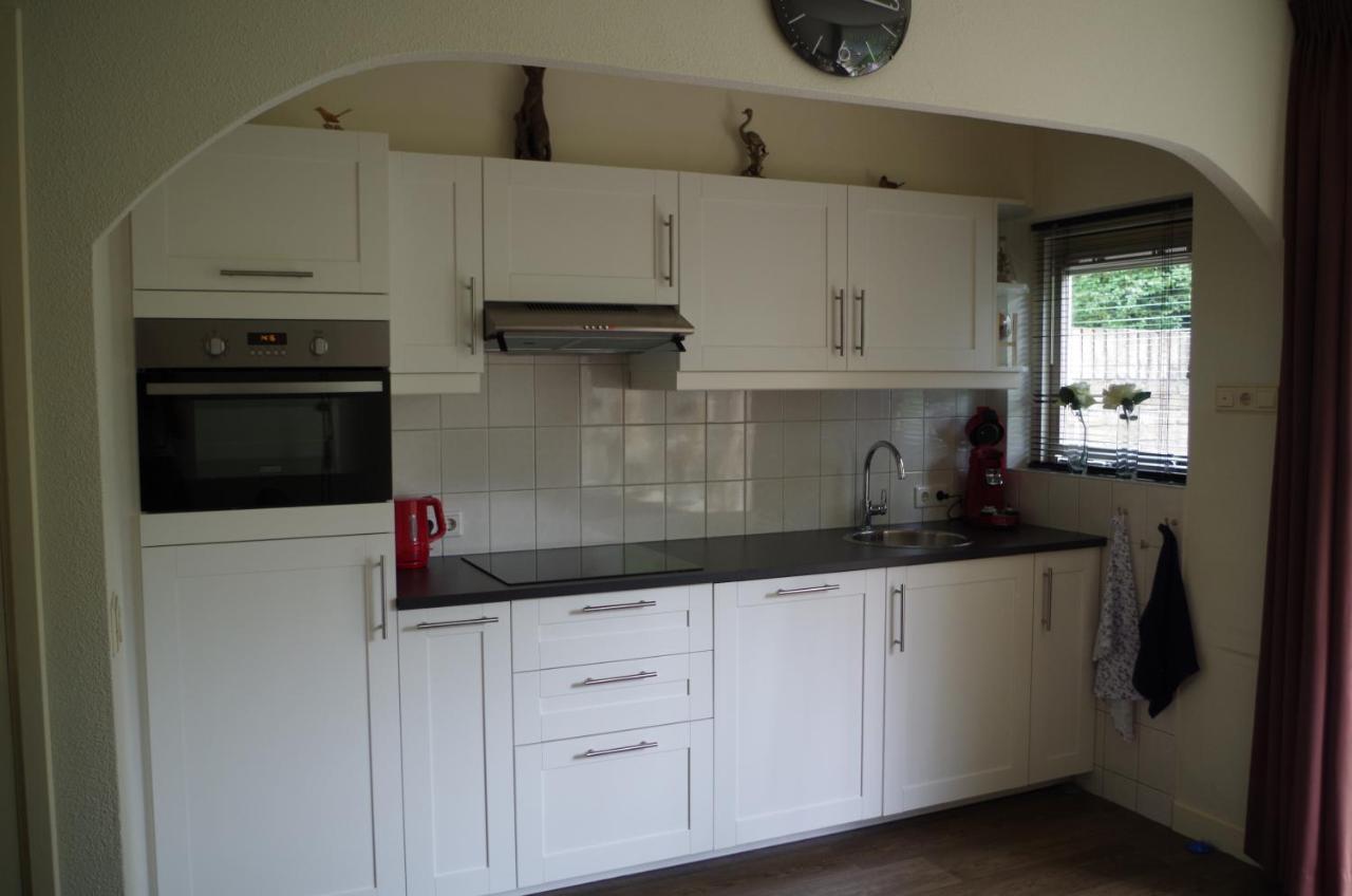 Geschakelde Bungalow Op De Veluwe "De Eekhoorn" Otterlo Dış mekan fotoğraf