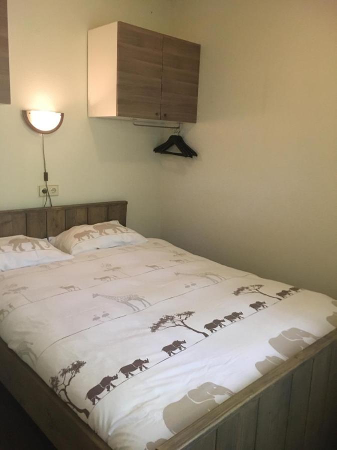 Geschakelde Bungalow Op De Veluwe "De Eekhoorn" Otterlo Dış mekan fotoğraf